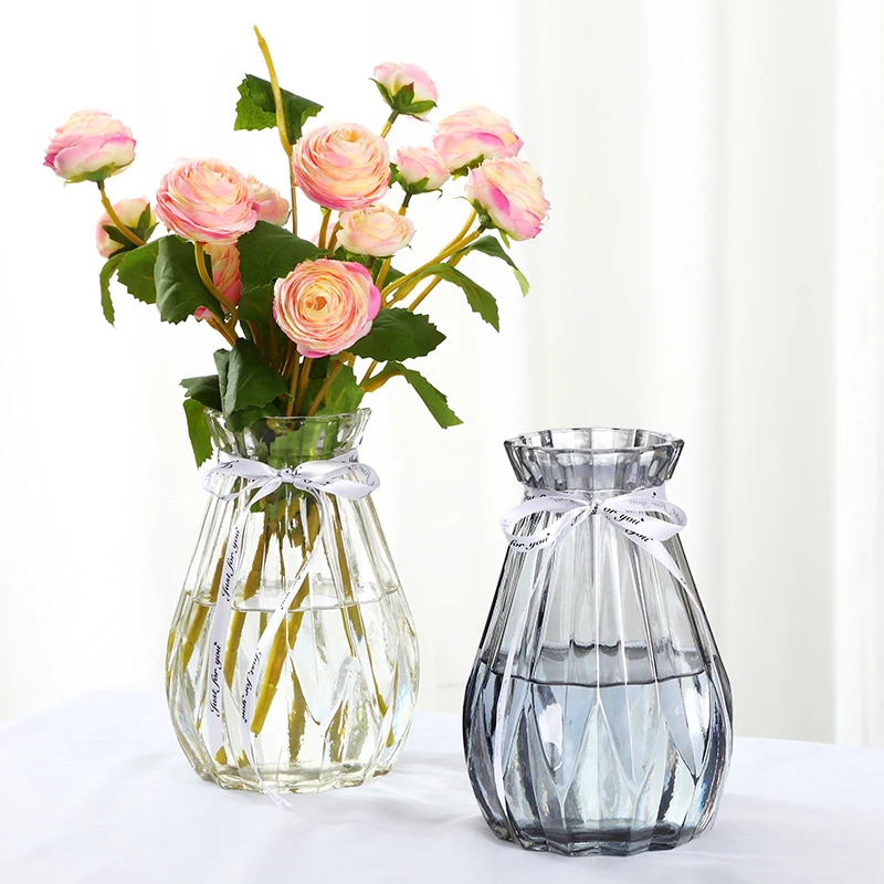 Прозрачная ваза. Стеклянные вазы для цветов. Ваза прозрачная для цветов. Прозрачные вазы. Цветы в прозрачной вазе.