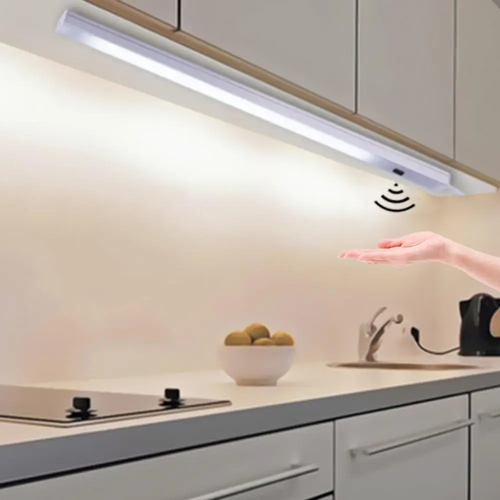 Светильник светодиодный для кухни под шкафы с сенсорным