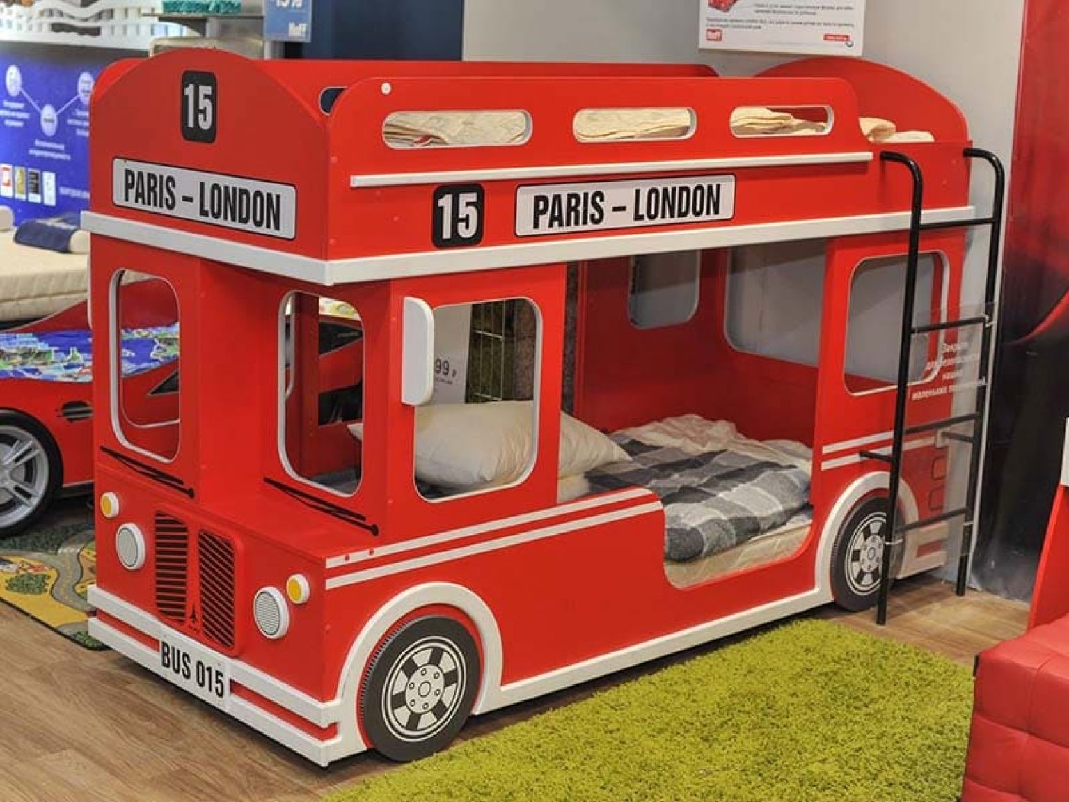 кровать лондонский автобус для детей
