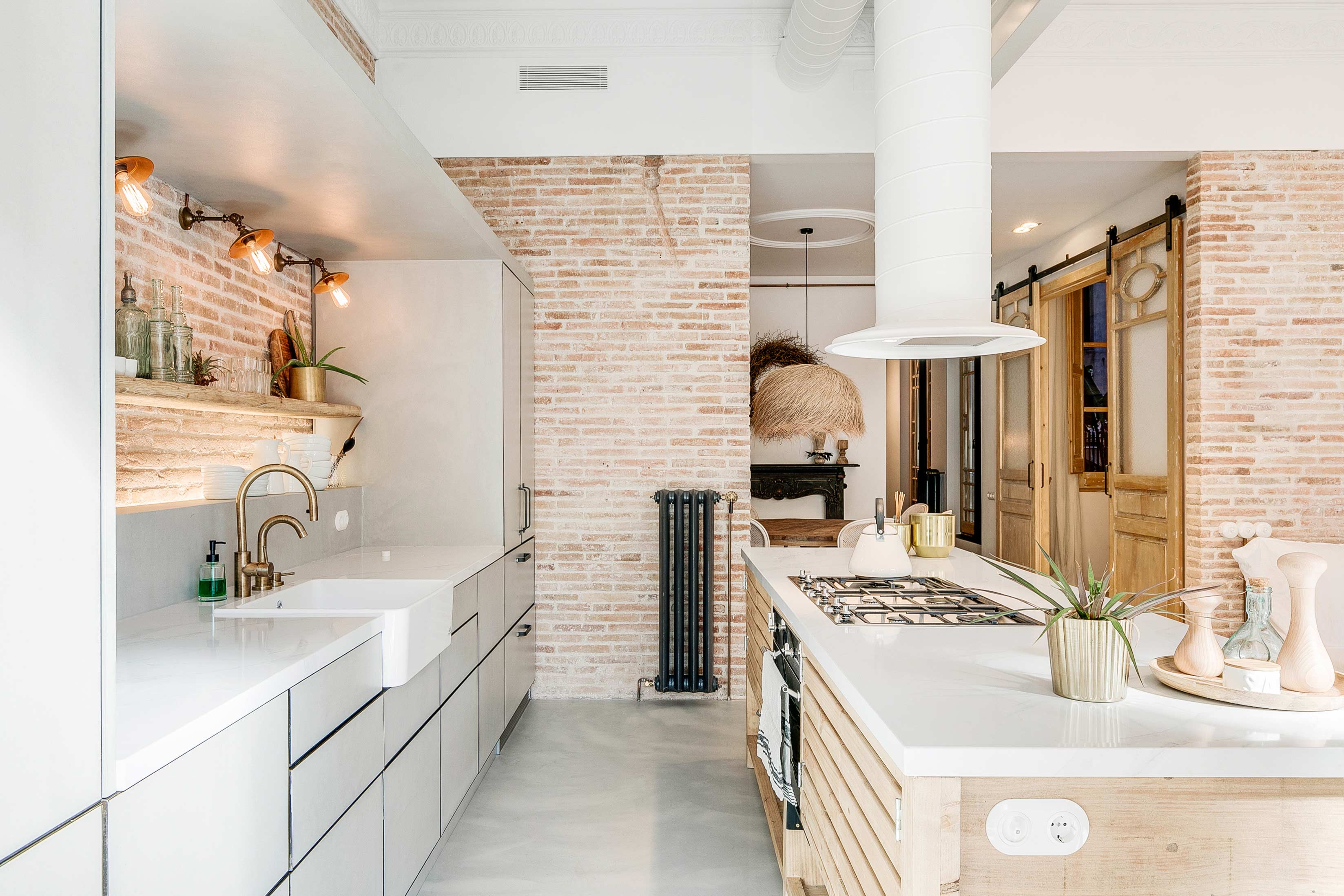кухня без верхних шкафов дизайн 2022