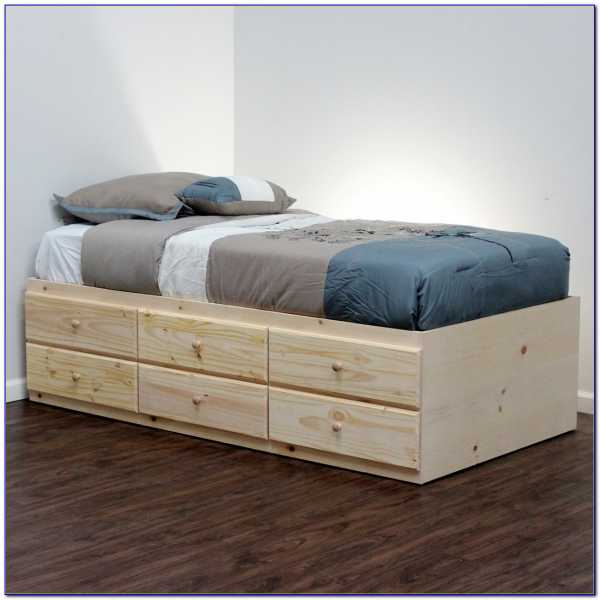 Икеа деревянная кровать в интерьере