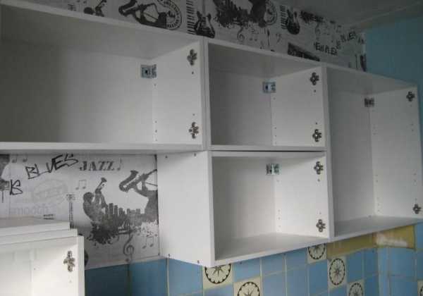Шина для кухонных шкафов на стену