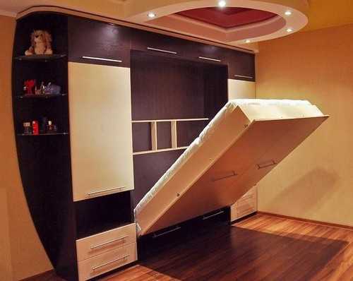 Шкаф со встроенной кроватью вертикального