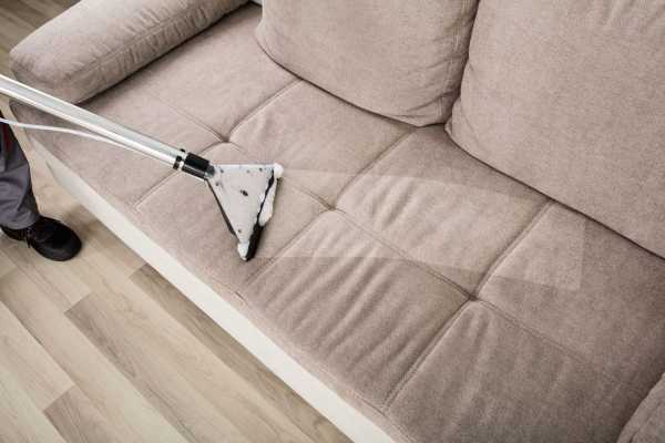 Сделать средство для чистки дивана